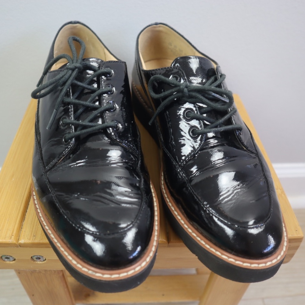 Naturalizer Black Patent Leather Lace-Up Oxfords — Women’s (Comfort Sole) Size 8